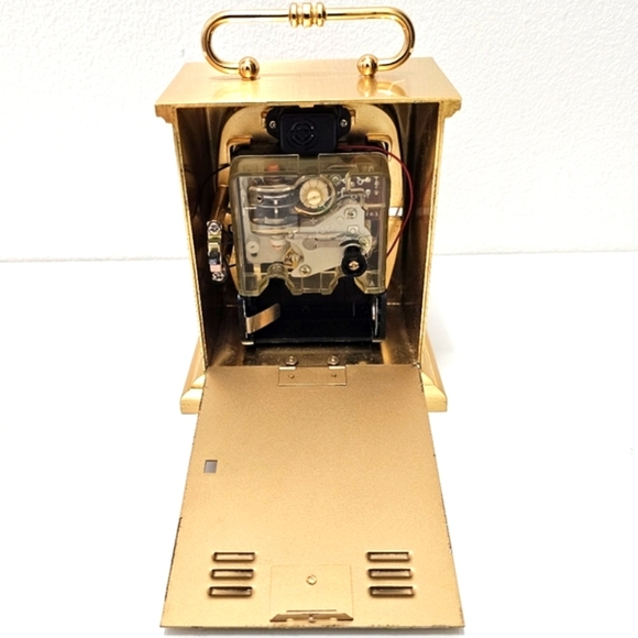 Bulova Gold Square Mantle Carriage Table Transistor Alarm Clock - Picture 9 of 16